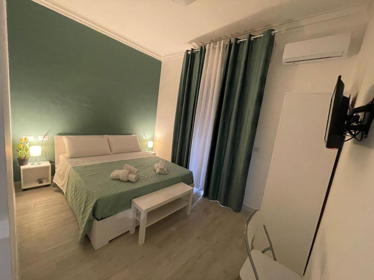 Bed and Breakfast La Stazione 92 CTA Exterior foto