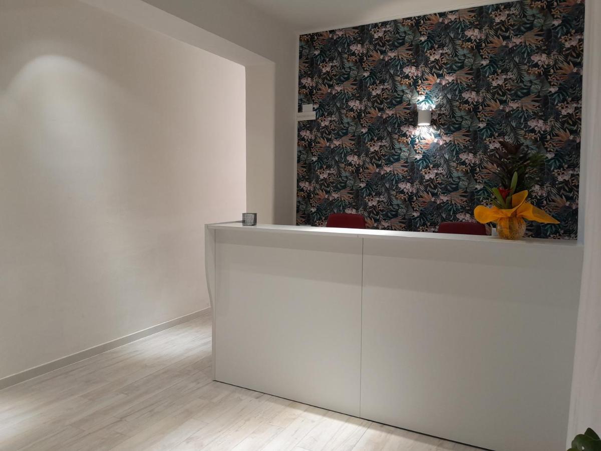 Bed and Breakfast La Stazione 92 CTA Exterior foto
