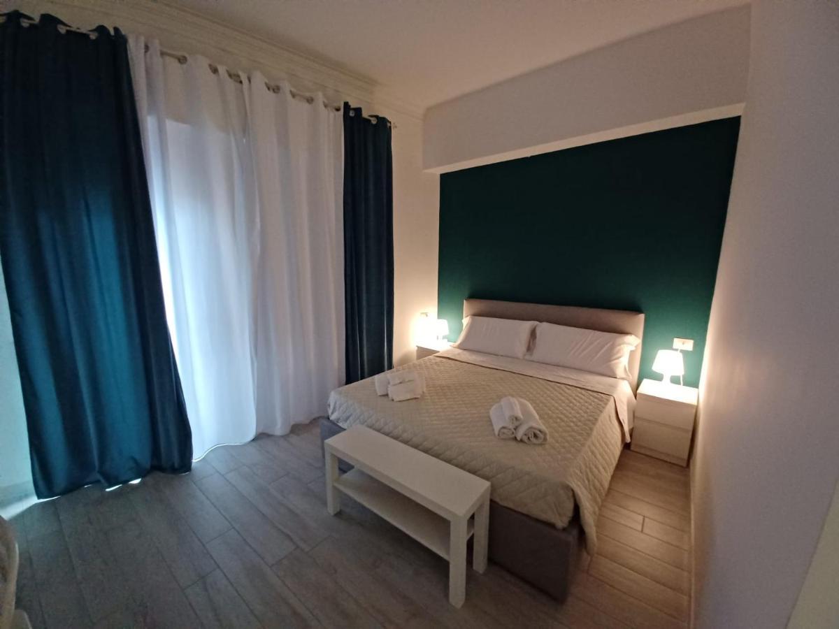 Bed and Breakfast La Stazione 92 CTA Exterior foto