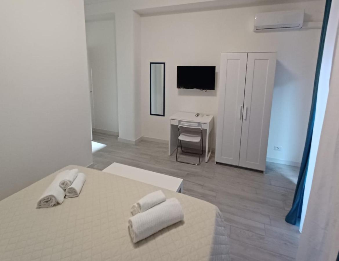 Bed and Breakfast La Stazione 92 CTA Exterior foto